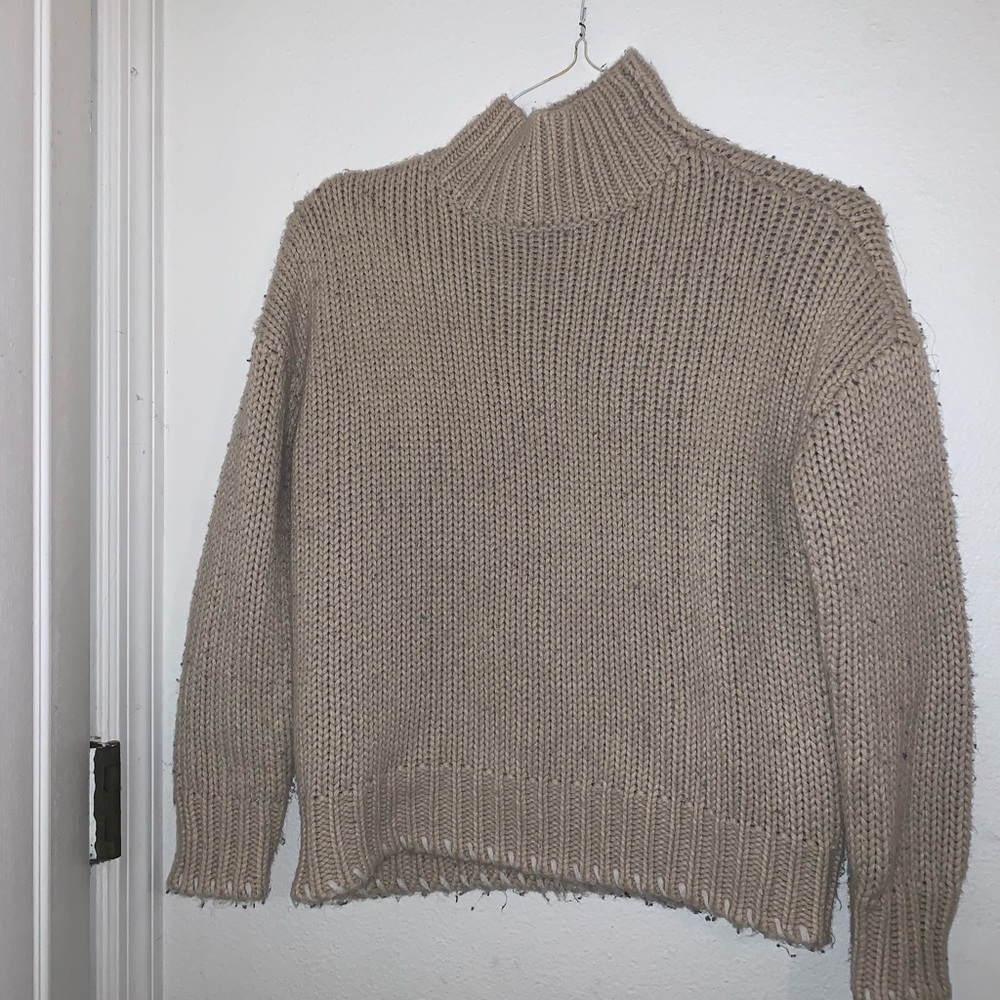 Super cute turtle neck sweater 🤩